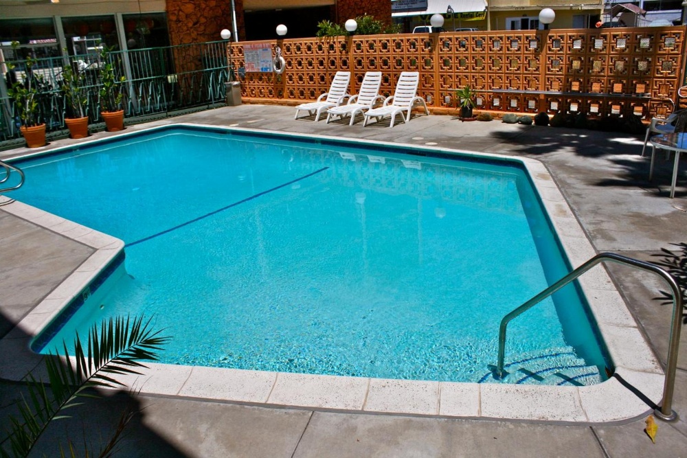 Royal Century Hotel at LAX